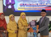 Perkuat Dakwah Pendidikan, Suli Da’im Serahkan Hiace Premio untuk IGABA Ponorogo