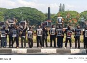Ratusan Jurnalis Malang Raya Gelar Aksi Damai, Desak Presiden Prabowo Cabut Ucapan “Londo Ireng”