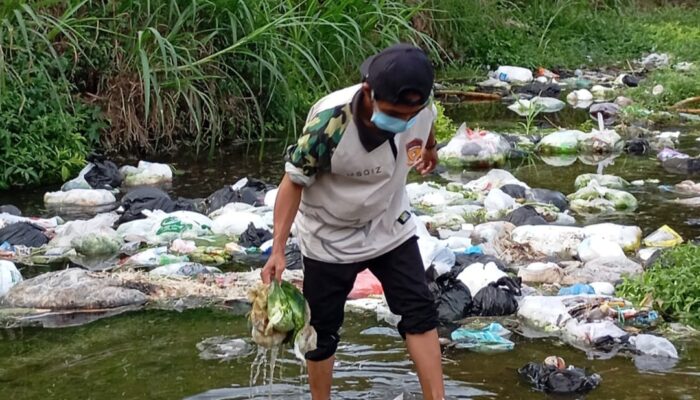 PENA HIJAU Mulai Gerakan Bersih Sungai di Probolinggo, Targetkan Tiga Kecamatan Secara Berkala