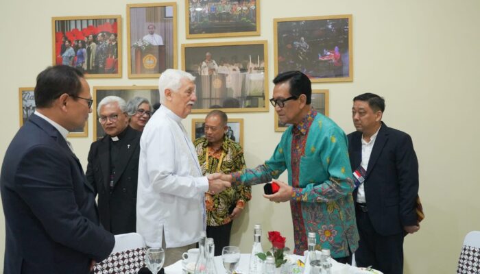 Ukuran Pendidikan Jesuit Pelayanan bagi Kemanusiaan