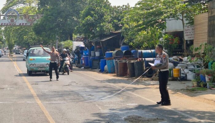 Kecelakaan Mobil Box dengan Motor di Ponorogo, Satu Nyawa Melayang