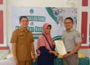 Kantah Kota Pasuruan Serahkan 13 Sertipikat Elektronik PTSL kepada Warga Bangilan