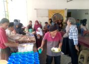 Genap 70 Tahun, Advokat Agus Prayoga Rayakan Ultah dengan Berbagi Makan Siang Gratis