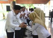 Kukuhkan 254 Kepala SD-SMP Negeri, Bupati Subandi Tekankan Amanah Bangun Generasi Sidoarjo