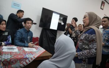 Menkomdigi Tinjau Uji Coba ‘Jalan Tol Data’ Perlinsos Digital di Sleman