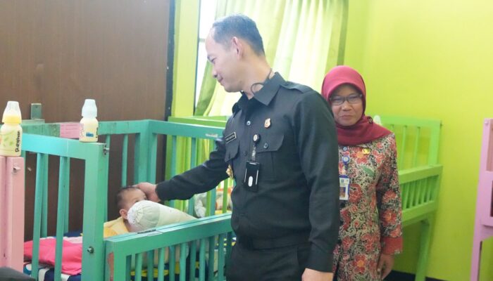 Serdik Sespimmen Polri Dikreg ke-67 Salurkan Bantuan untuk Anak Asuhan Dinsos Sidoarjo