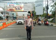 Tiga Menit Jalan di Cirebon Kota Dihentikan, Warga Hormati Detik-detik Proklamasi