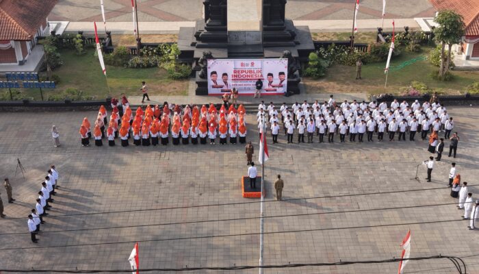 Tanpa Tenda dan Kursi VIP, PKS Kota Malang Gelar Upacara HUT ke-81 RI