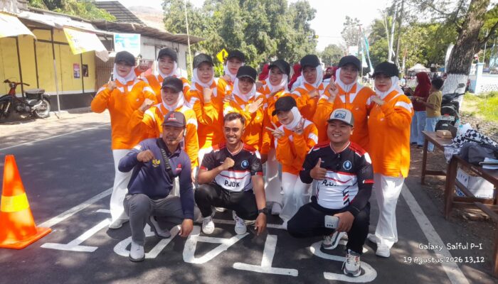 Ratusan Peserta Meriahkan Gerak Jalan HUT RI ke-81 di Suboh, Aturan Busana Jadi Sorotan