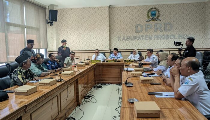 Warga Kramat Agung Pertanyakan Kompensasi Tower, DPRD Probolinggo Minta Izin Dicek dan Sanksi Tegas