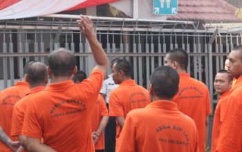 Bangun Semangat Pagi, WBP Lapas Sidoarjo Awali Hari dengan Senam dan Pengarahan