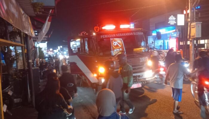 Rumah dan Tempat Usaha di Ngaglik Ludes Terbakar, Kerugian Ditaksir Rp1,5 Miliar