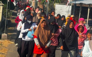 Jalan Sehat Pagi, Bersholawat Malam, Cara Warga Bancar Bungkal Sambut HUT RI ke-81