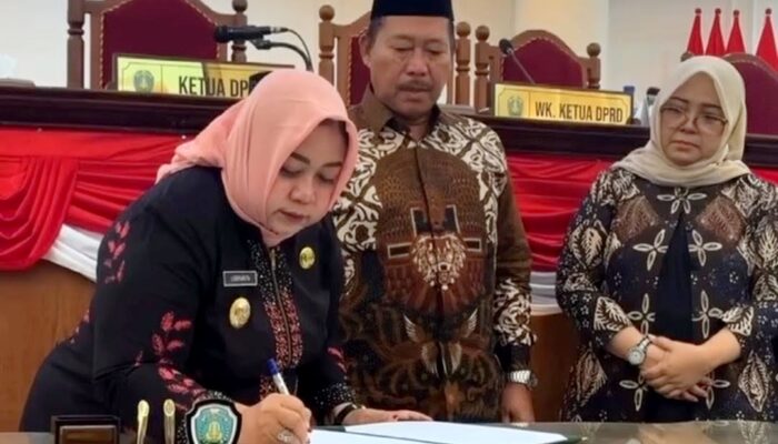 Tiga Agenda Disepakati, DPRD Ponorogo Sahkan Raperda Pembentukan Lima Desa