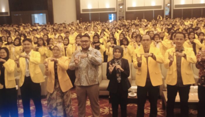 OSMB-KU UT Purwokerto Bekali 1.200 Mahasiswa Baru agar Adaptif dan Berdaya Saing