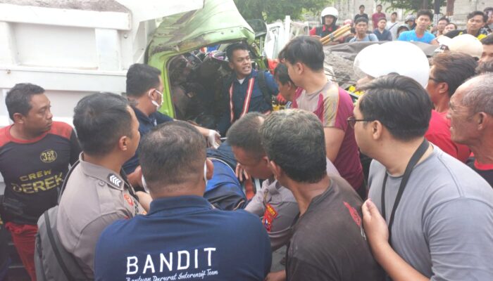Laka Beruntun di Ponorogo, Libatkan Satu Motor dan Dua Roda Empat