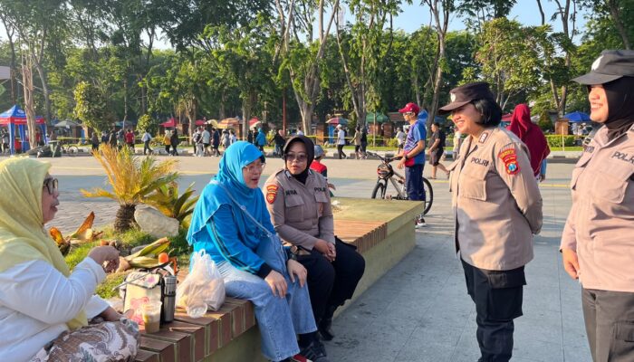 Polwan Polresta Sidoarjo Kawal Car Free Day, Pastikan Warga Nyaman Beraktivitas