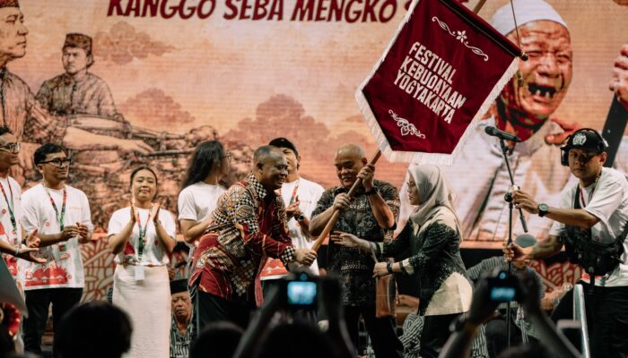 Tutup FKY 2026 di Sleman, Wagub DIY: Kebudayaan Harus Jadi Aksara yang Terus Dibaca dan Diwariskan