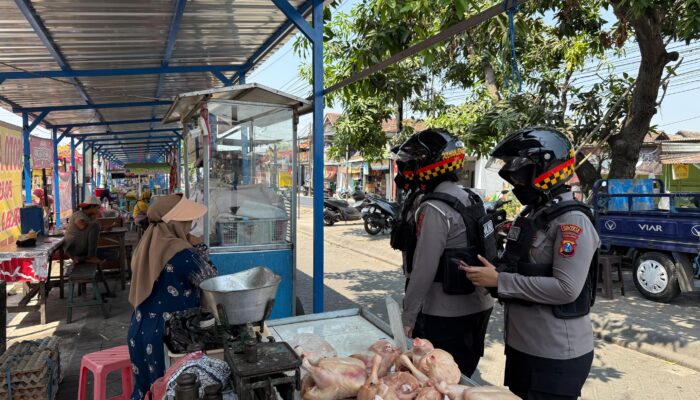 Polwan Jenggala Presisi Patroli Roda Dua, Sasar Permukiman, Pasar hingga Sekolah