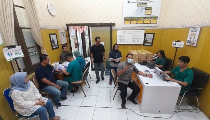 Peduli Kesehatan Pegawai, Kantor Pertanahan Kota Pasuruan Gelar Medical Check Up