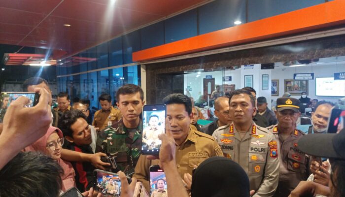 Bupati Sidoarjo Pastikan Santri Dugaan Korban Keracunan MBG Tertangani, Orang Tua Diminta Tak Panik