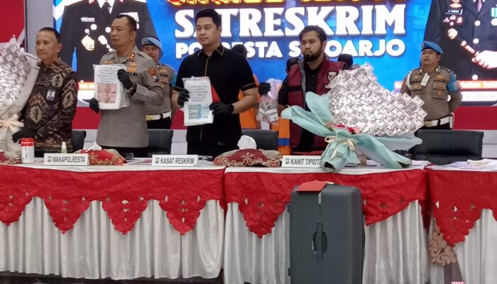 Polsek Taman Polresta Sidoarjo Bongkar Jaringan Uang Palsu, Tiga Tersangka Diamankan