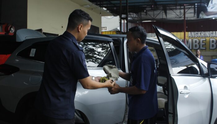 Lapas Sidoarjo Bekali Warga Binaan Keterampilan Cuci Kendaraan untuk Hidup Mandiri