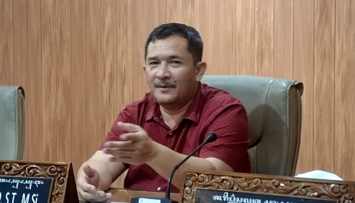 Hentikan Wacana Gaji PNS Dibayar Koperasi Merah Putih