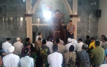 Safari Jumat di Jabon dan Gedangan, Polsek Perkuat Sinergi dengan Masyarakat Jaga Kamtibmas