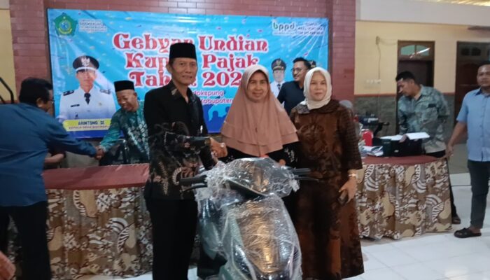 Pemdes Sidokepung Gelar Undian Pajak 2026, Sepeda Listrik Jadi Hadiah Utama