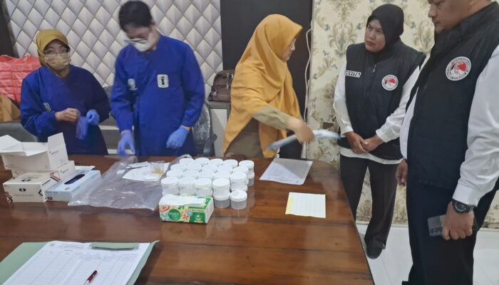 Polres Situbondo Pantau Tes Urine Anggota DPRD, 43 Orang Dinyatakan Negatif Narkoba