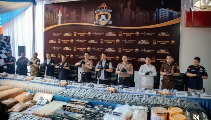 Polda Metro Jaya Bongkar Pabrik Obat Keras Ilegal di Sukoharjo, Sita 7,8 Juta Pil dan 69 Ton Bahan Baku