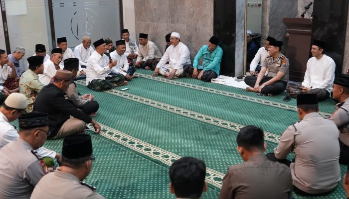 Sidoarjo Ayo Subuhan, Polresta Sidoarjo Perkuat Kedekatan dengan Warga Lewat Subuh Keliling