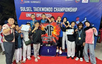 MF Taekwondo Sulbar Bawa Pulang 13 Medali dari Makassar, Delapan Atlet Raih Emas