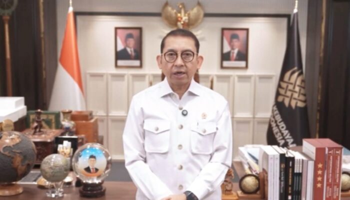 Menteri Kebudayaan Dorong Lulusan UT Purwokerto Jadikan Budaya sebagai Kekuatan Inovasi Daerah