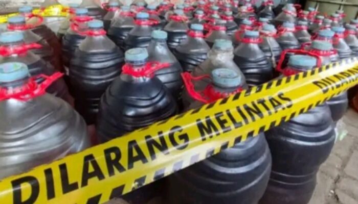 Polda Jateng Bongkar Praktik Ilegal BBM Bersubsidi di Cilacap, 10 Ton Solar Disita