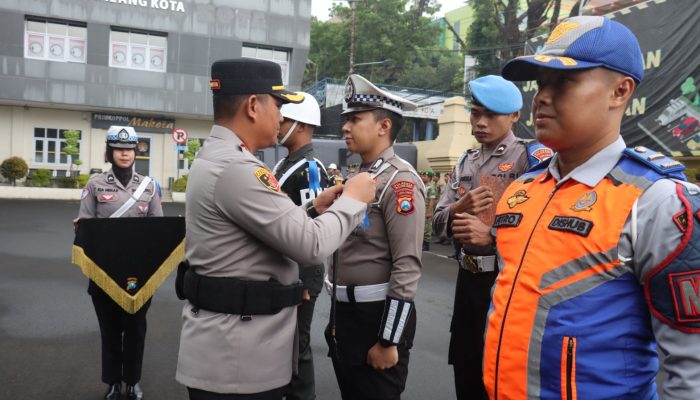 Berlakukan Tilang Manual secara Humanis, Polresta Malang Kota Gelar Operasi Patuh Semeru 202